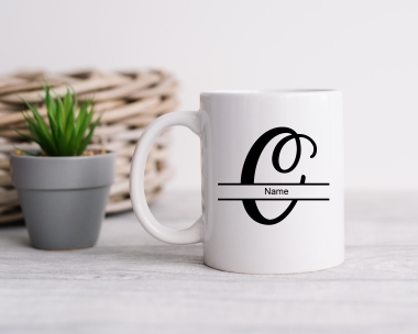 Tasse mit Monogramm Buchstabe C